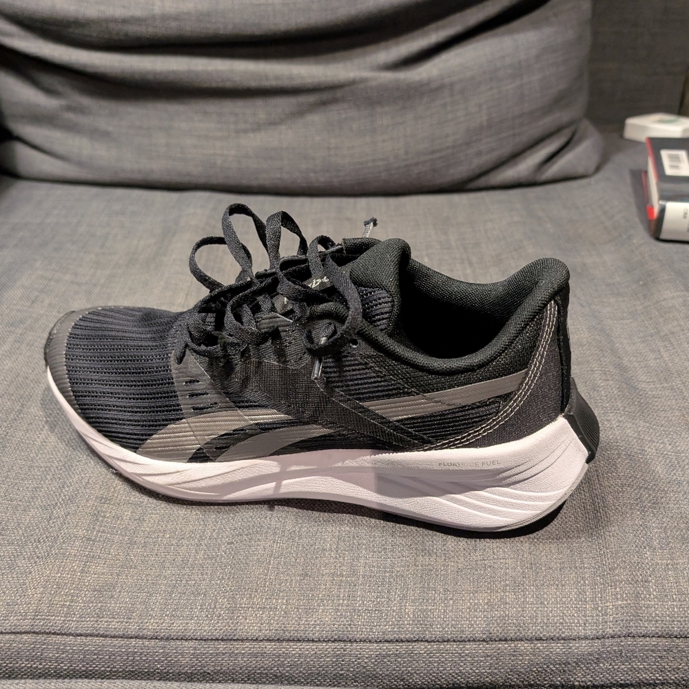 Reebok Black Athletic Shoes with Breathable Mesh - Picture 6 of 7